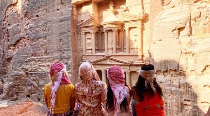 Appartamento Petra Bedouin House 1 Wadi Musa Esterno foto