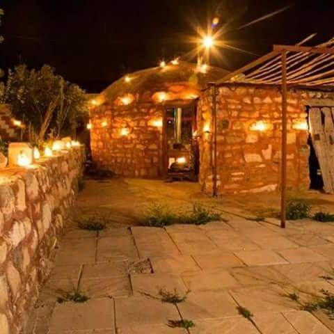 Appartamento Petra Bedouin House 1 Wadi Musa Esterno foto