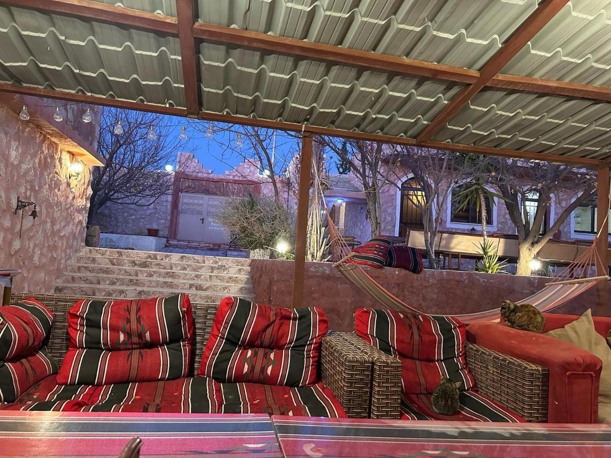 Appartamento Petra Bedouin House 1 Wadi Musa Esterno foto
